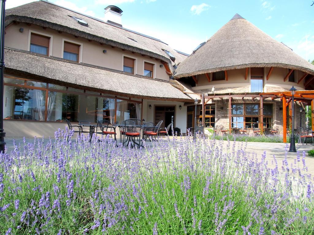 Penzion Eko Park Piestany Bagian luar foto