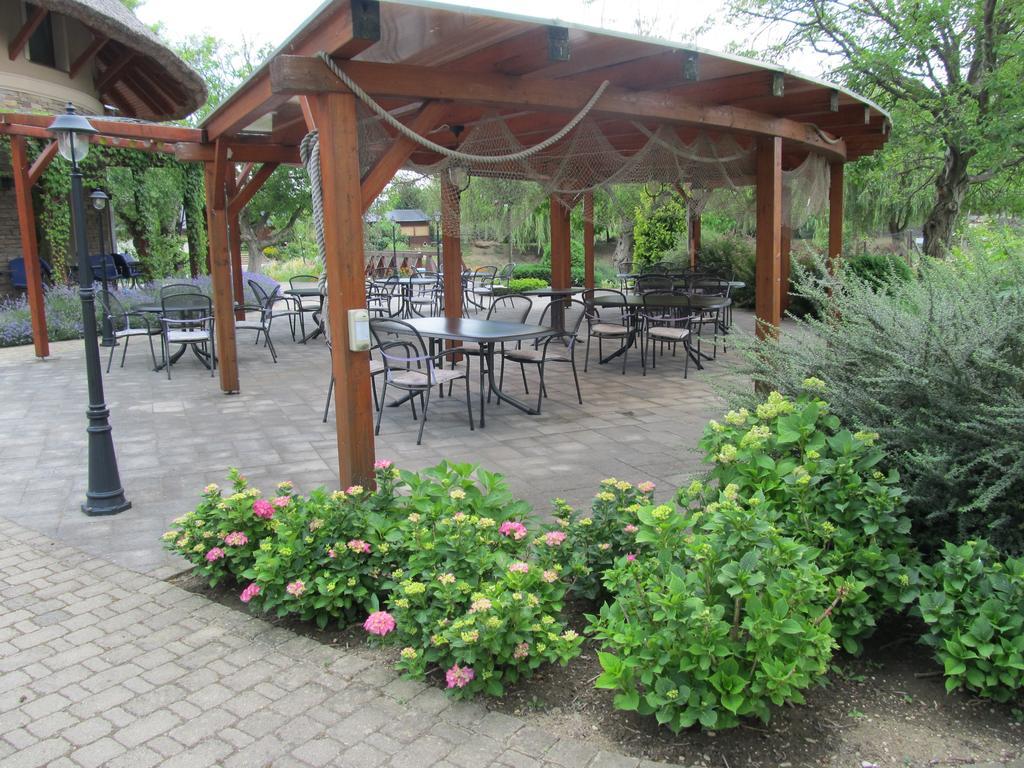 Penzion Eko Park Piestany Bagian luar foto